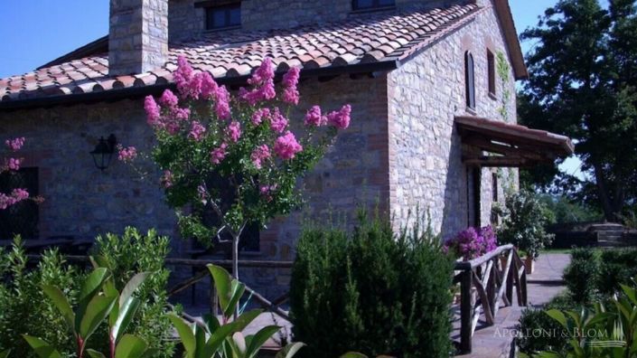 Image No.2-10 Bed Apartment for sale