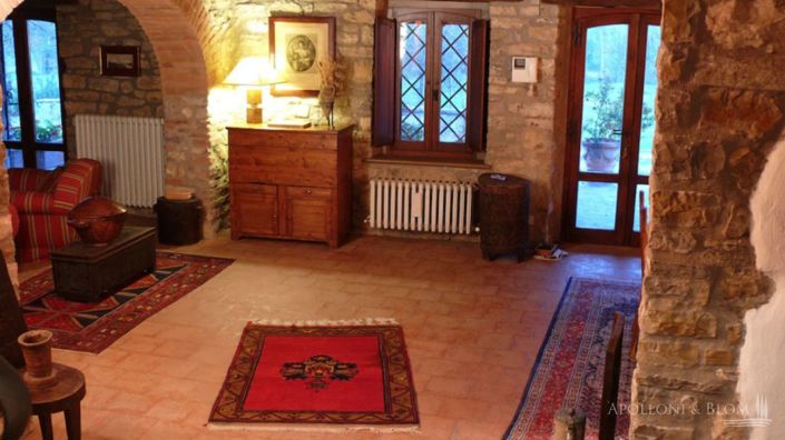 Image No.4-10 Bed Apartment for sale