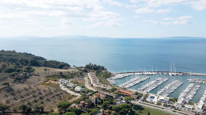 Image No.10-4 Bed Apartment for sale