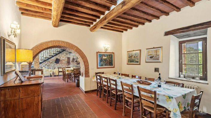 Image No.18-12 Bed Apartment for sale