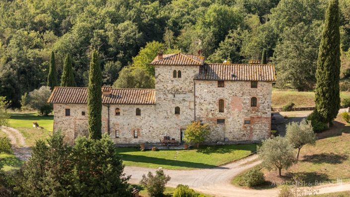 Image No.9-12 Bed Apartment for sale