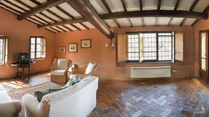 Image No.8-6 Bed Apartment for sale