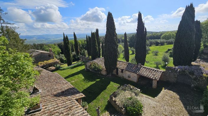 Image No.19-14 Bed Apartment for sale