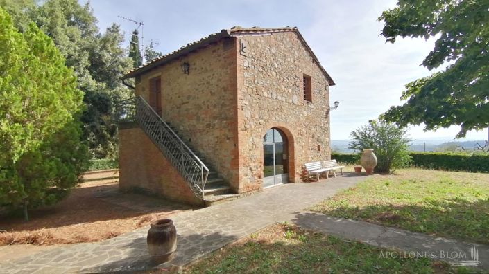 Image No.17-13 Bed Vineyard for sale