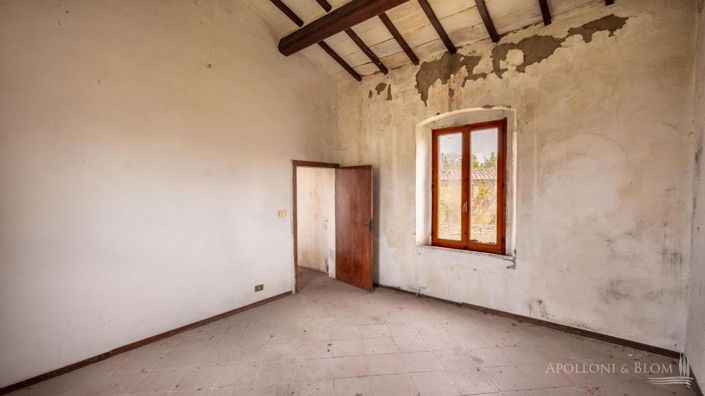 Image No.22-4 Bed Apartment for sale