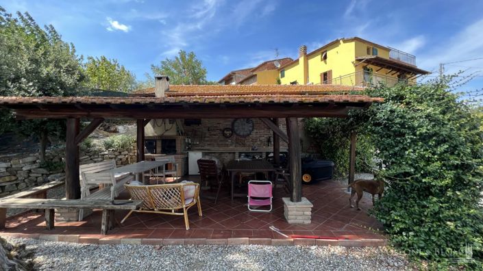 Image No.12-12 Bed Apartment for sale