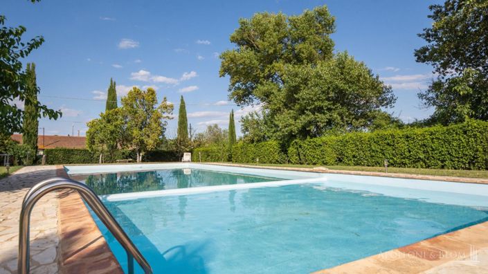 Image No.4-12 Bed Apartment for sale