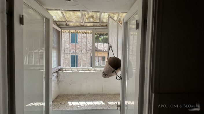 Image No.18-2 Bed Apartment for sale