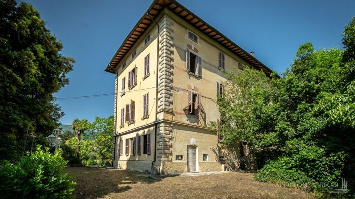 Image No.28-8 Bed Villa for sale