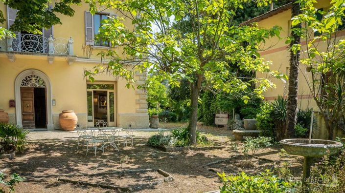 Image No.30-8 Bed Villa for sale