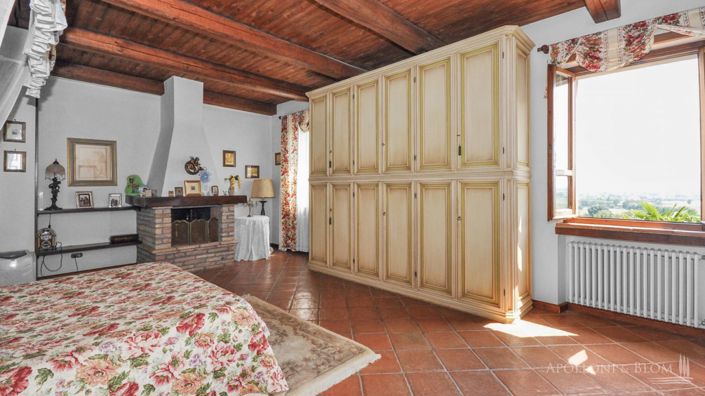 Image No.27-7 Bed Villa for sale