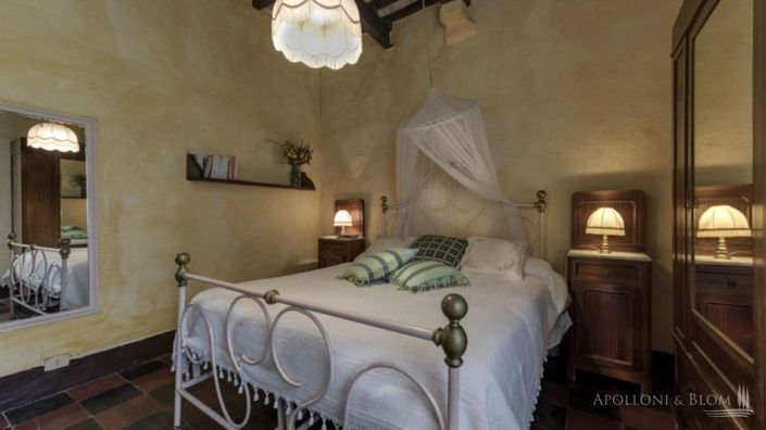 Image No.28-14 Bed Apartment for sale