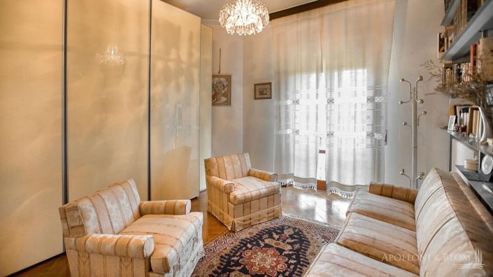 Image No.21-8 Bed Villa for sale