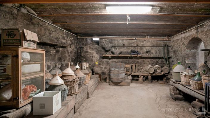 Image No.27-8 Bed Villa for sale