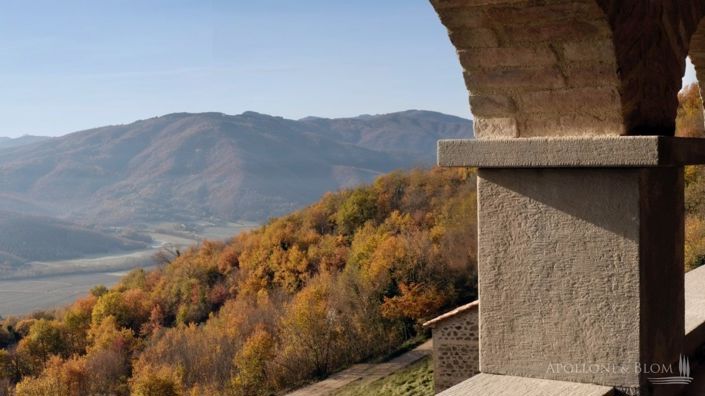 Image No.20-5 Bed Apartment for sale