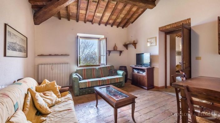 Image No.10-3 Bed Apartment for sale