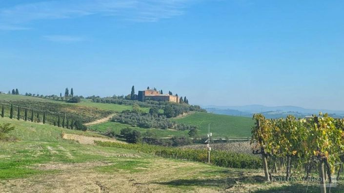 Image No.28-10 Bed Chateaux for sale