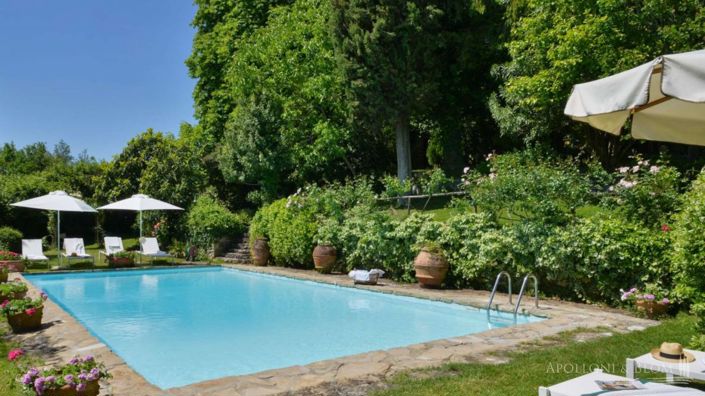 Image No.27-8 Bed Apartment for sale