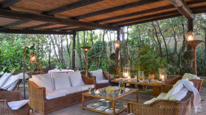 Image No.5-8 Bed Apartment for sale