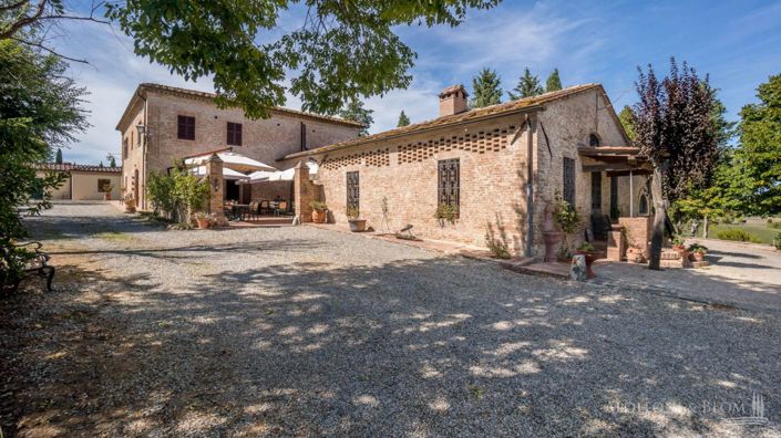 Image No.15-11 Bed Apartment for sale