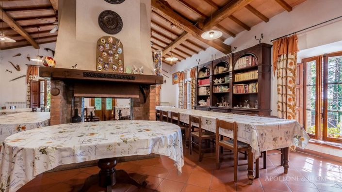 Image No.27-11 Bed Apartment for sale