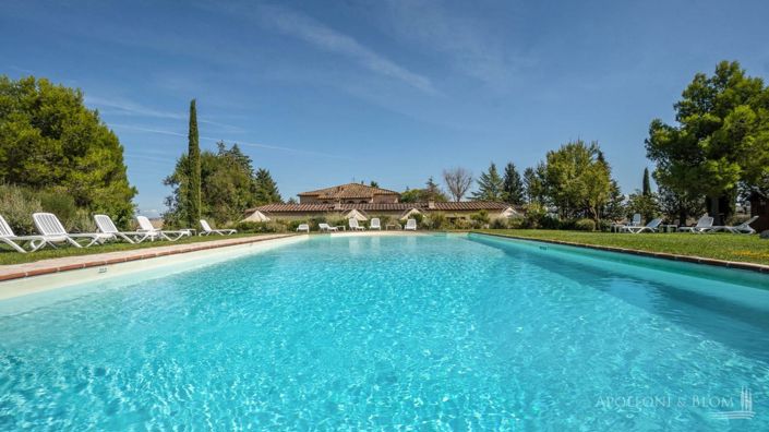 Image No.5-11 Bed Apartment for sale