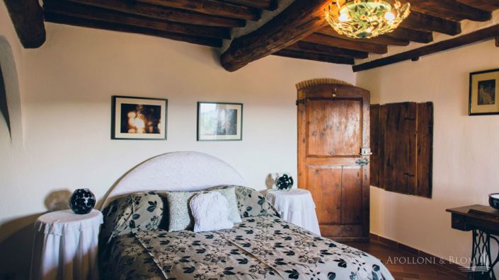 Image No.21-19 Bed Apartment for sale