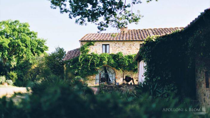 Image No.4-19 Bed Apartment for sale