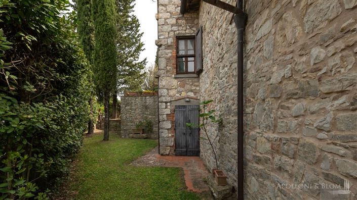 Image No.18-3 Bed Apartment for sale