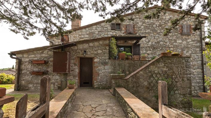 Image No.8-3 Bed Apartment for sale