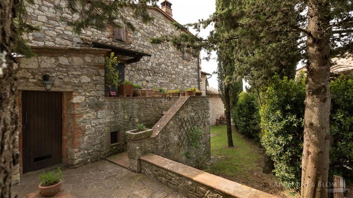 Image No.9-3 Bed Apartment for sale