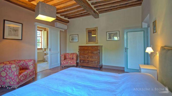 Image No.29-7 Bed Apartment for sale