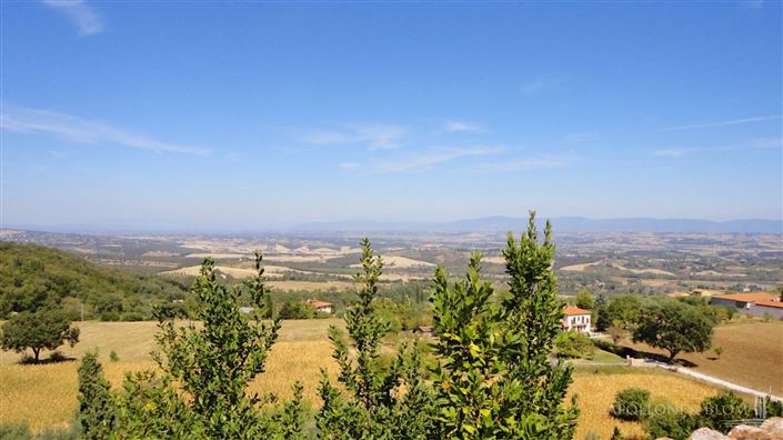 Image No.16-13 Bed Apartment for sale