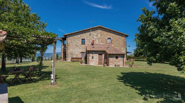 Image No.15-5 Bed Apartment for sale