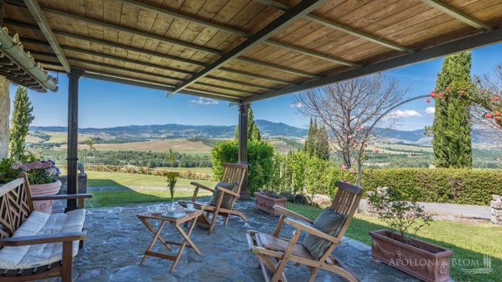 Image No.18-5 Bed Apartment for sale