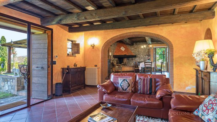 Image No.25-5 Bed Apartment for sale