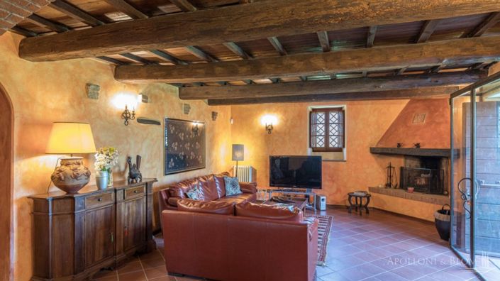 Image No.26-5 Bed Apartment for sale