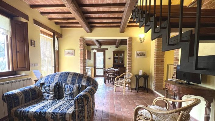 Image No.2-3 Bed Country House for sale