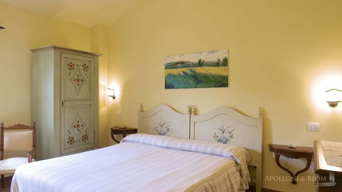 Image No.26-3 Bed Country House for sale