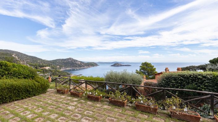 Image No.10-4 Bed Apartment for sale