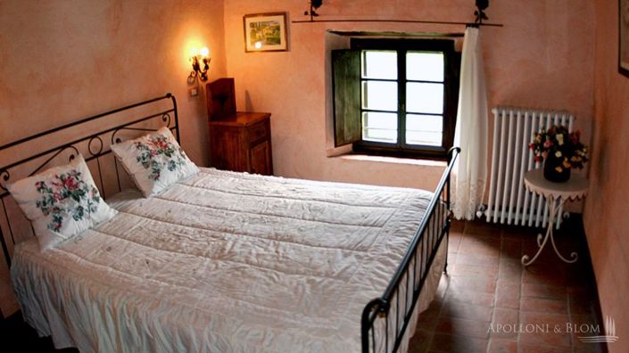 Image No.27-13 Bed Apartment for sale