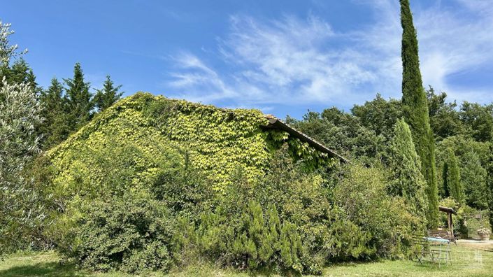 Image No.21-8 Bed Apartment for sale