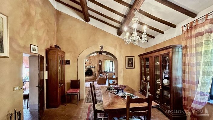 Image No.23-8 Bed Apartment for sale