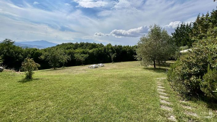 Image No.25-8 Bed Apartment for sale