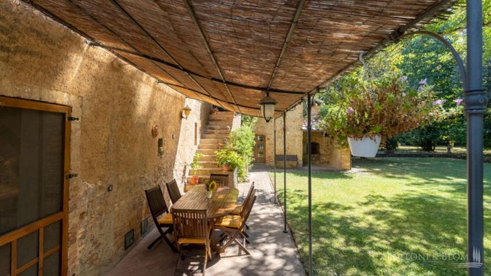 Image No.12-5 Bed Apartment for sale