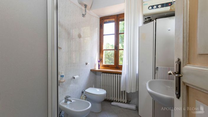 Image No.19-5 Bed Apartment for sale