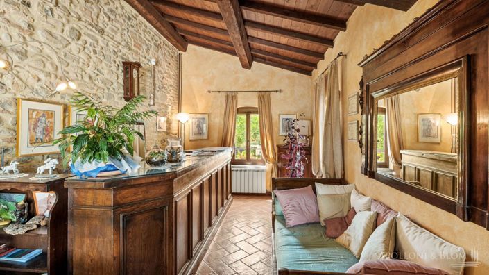 Image No.24-13 Bed Apartment for sale