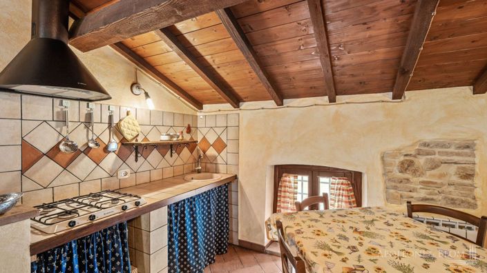 Image No.30-13 Bed Apartment for sale