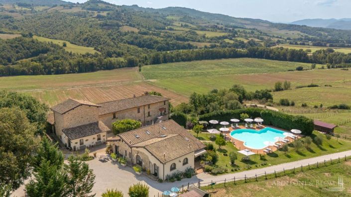 Image No.4-13 Bed Apartment for sale