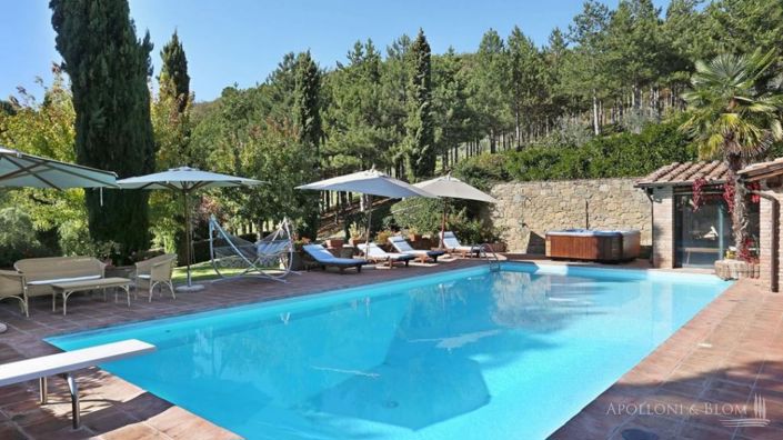 Image No.20-4 Bed Apartment for sale